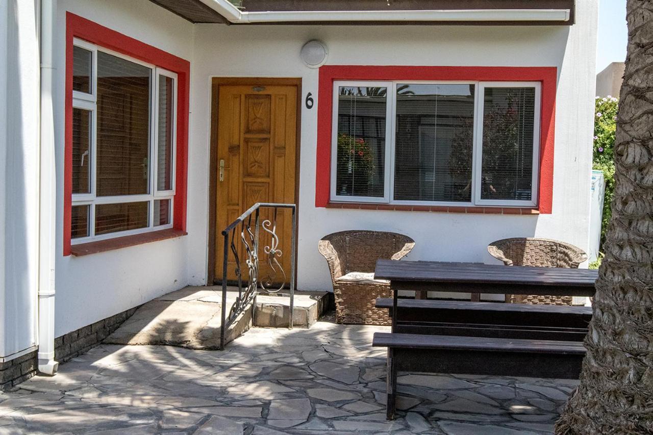 Stay Cleverly Self Catering Apartments Walvis Bay Esterno foto